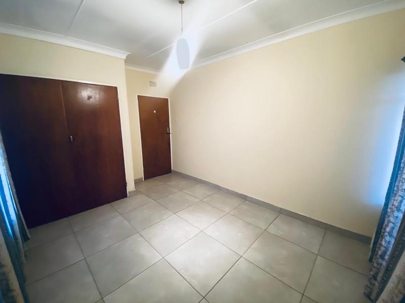 To Let 5 Bedroom Property for Rent in Kathu Northern Cape